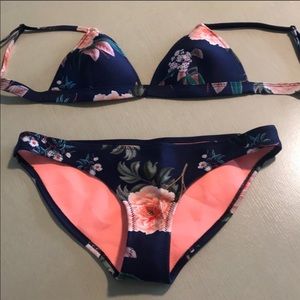 triangl bikini set